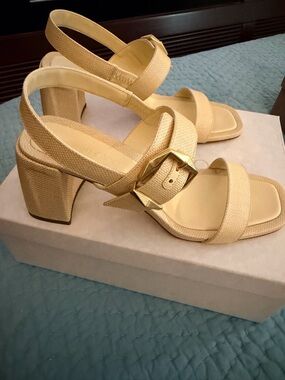 NWT Jimmy Choo Beige Woven Block Heel Sandals with Gold Buckle